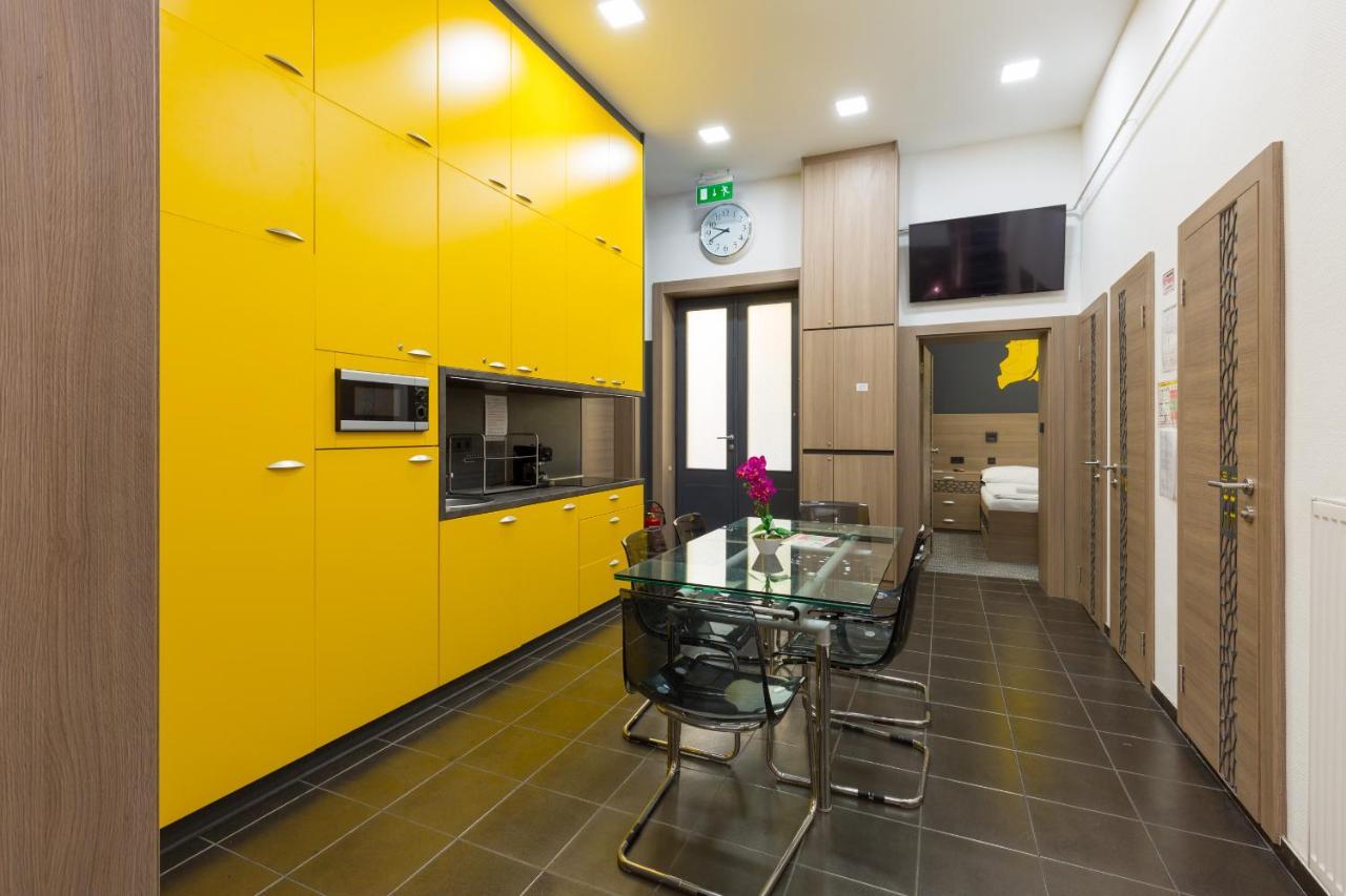 E14 Design Hostel บูดาเปสต์ ภายนอก รูปภาพ