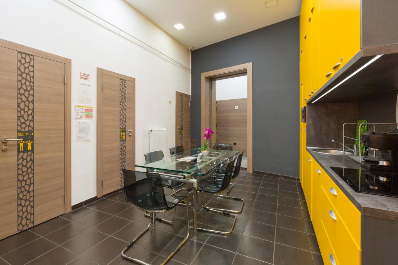 E14 Design Hostel บูดาเปสต์ ภายนอก รูปภาพ