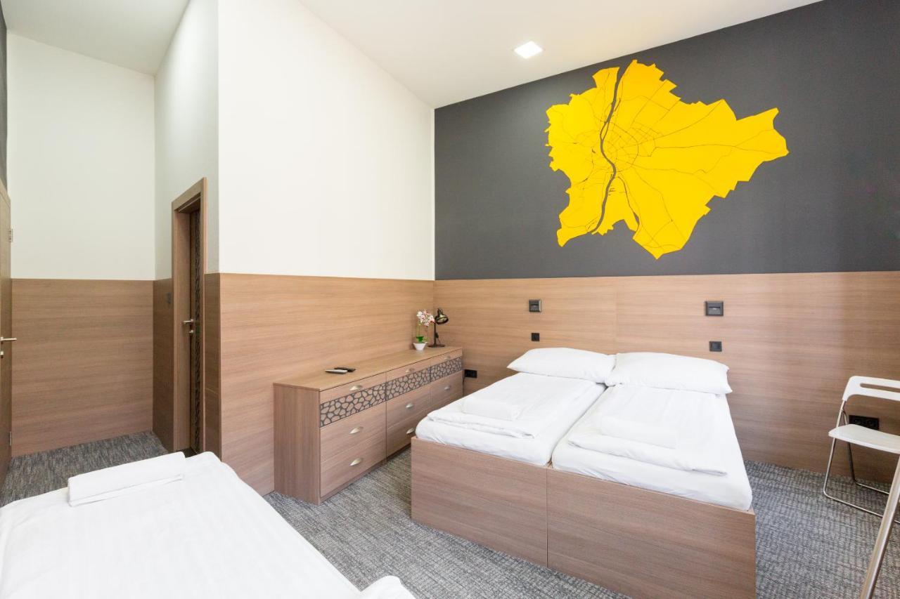 E14 Design Hostel บูดาเปสต์ ภายนอก รูปภาพ