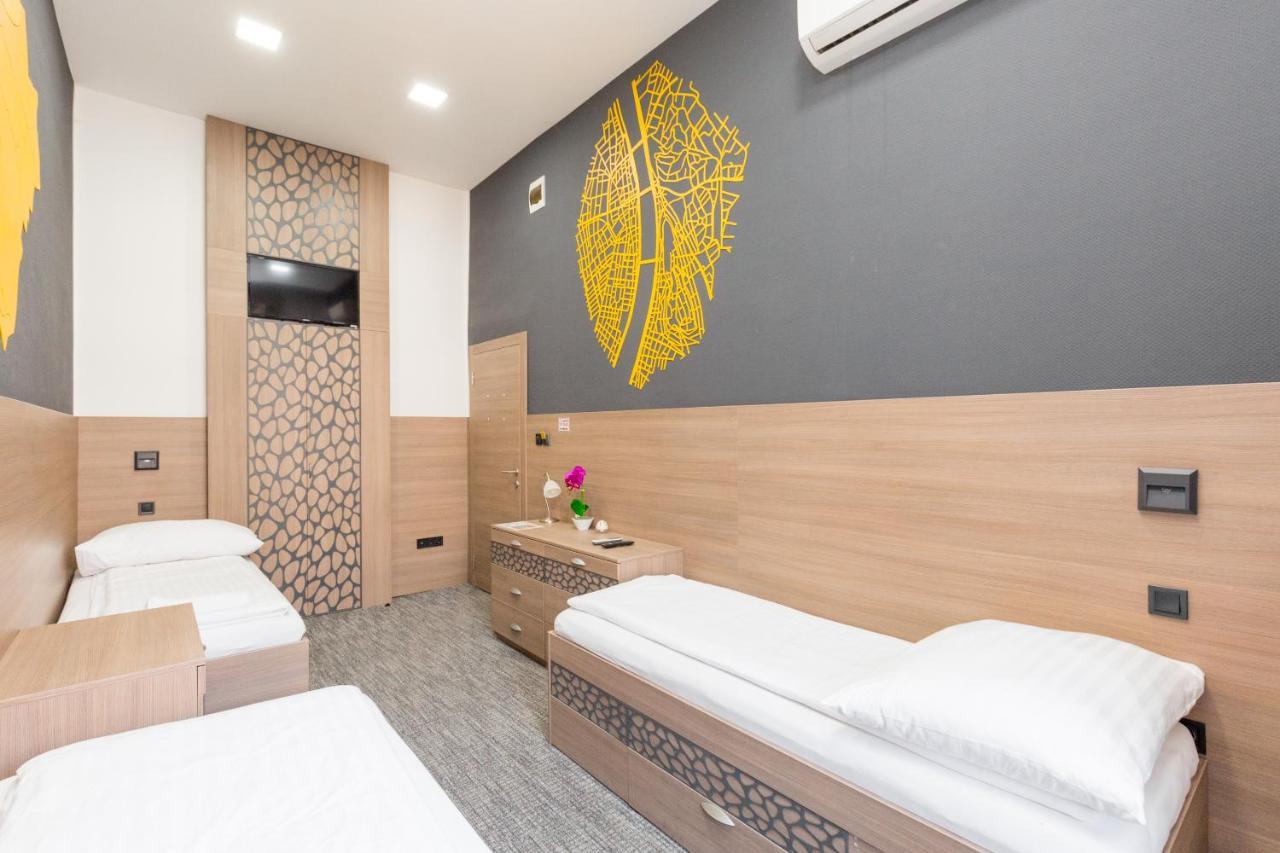 E14 Design Hostel บูดาเปสต์ ภายนอก รูปภาพ