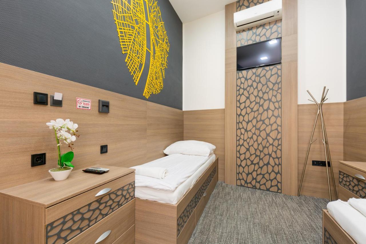 E14 Design Hostel บูดาเปสต์ ภายนอก รูปภาพ
